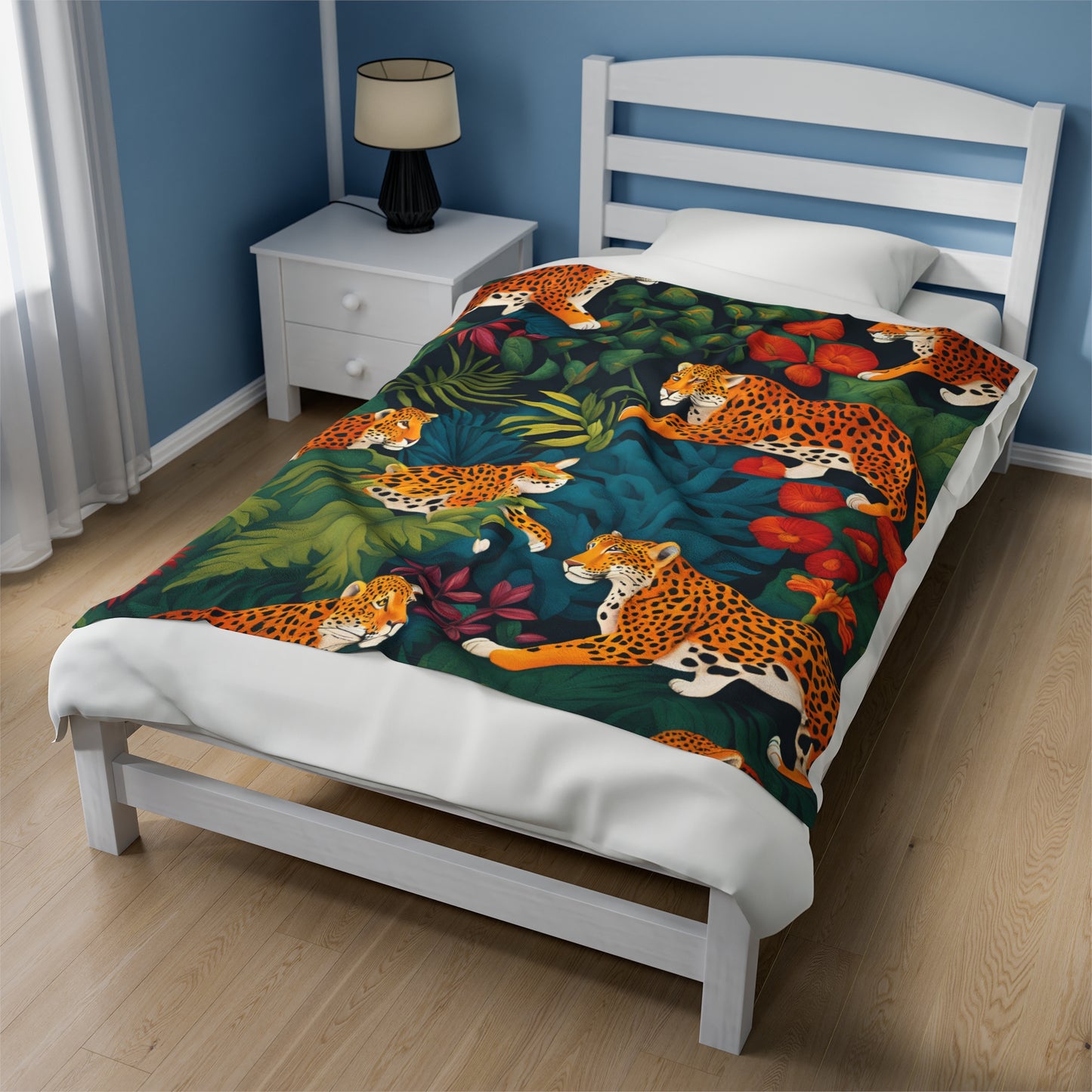 Vibrant Jaguar Plush Blanket